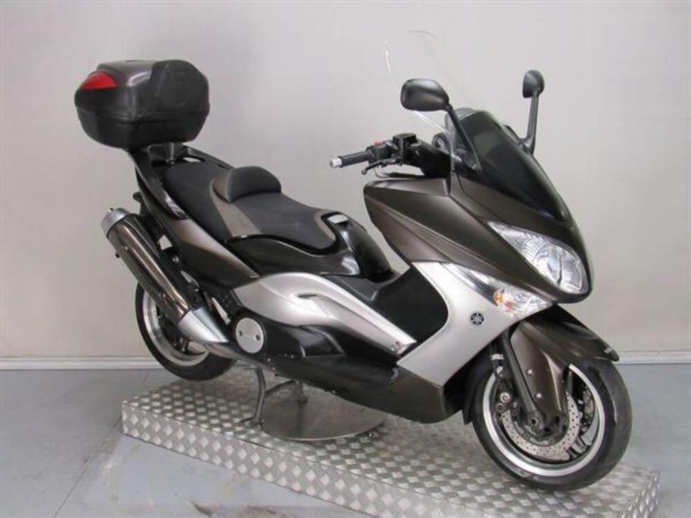 Yamaha T-Max 500 Tech Max (2011 - 13) (2)