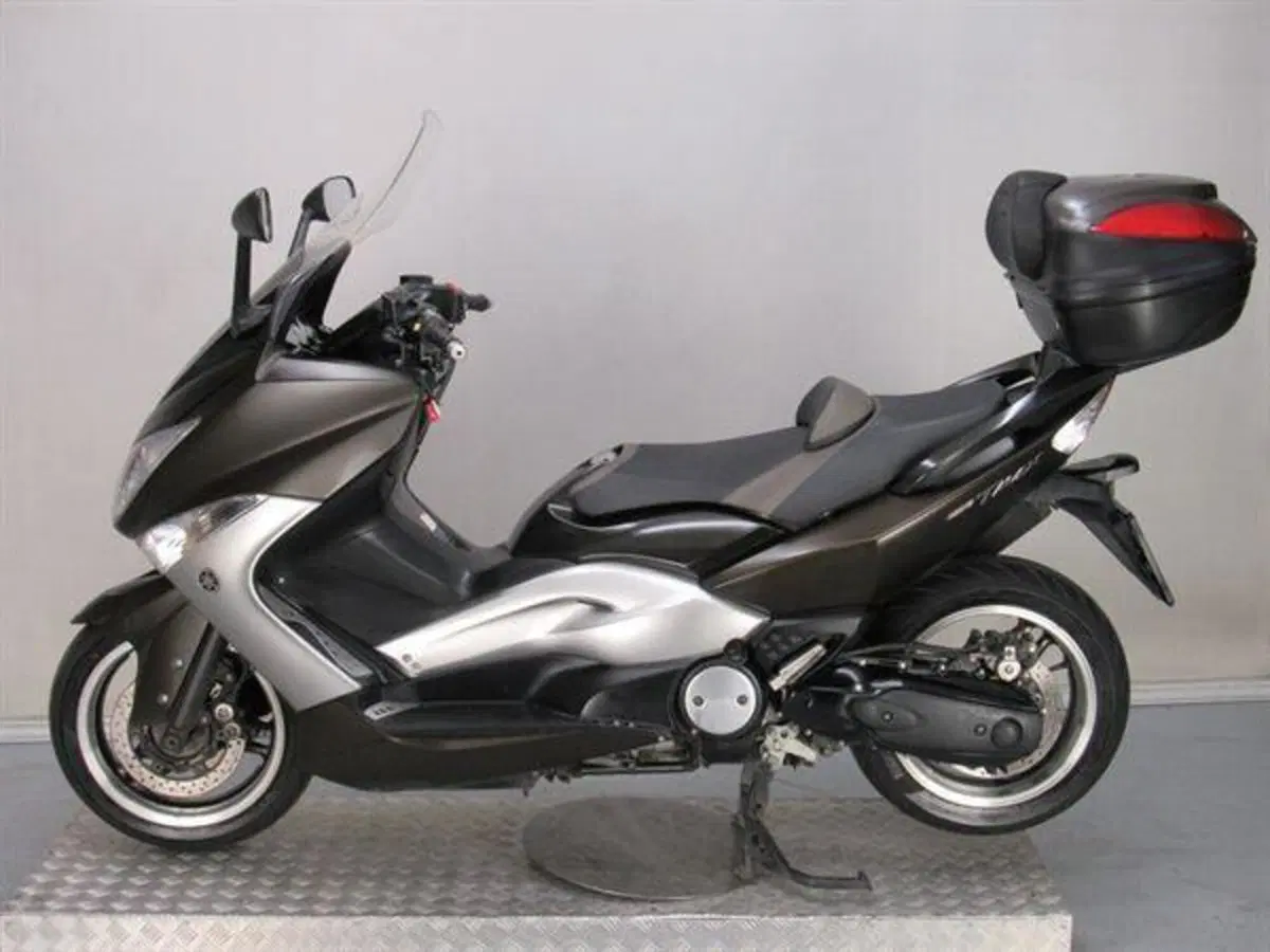 Yamaha T-Max 500 Tech Max (2011 - 13) (5)