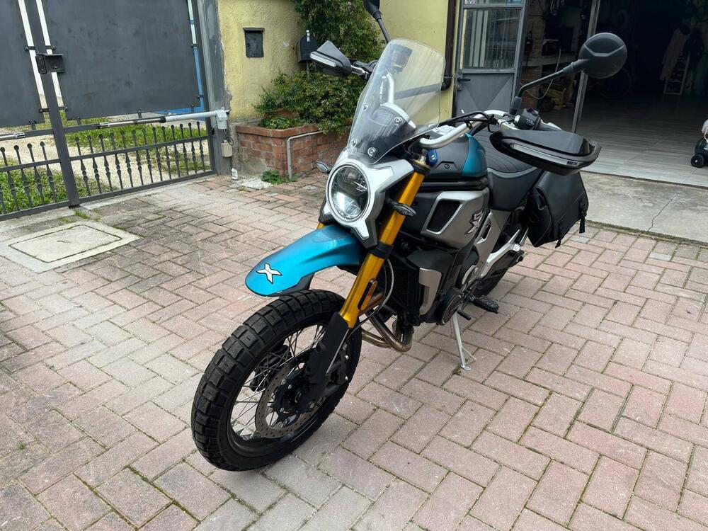 CFMOTO 700CL-X Adventure (2023 - 25)