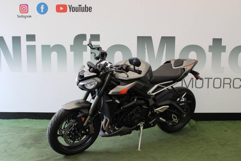 Triumph Street Triple 765 RS (2023 - 24) (3)