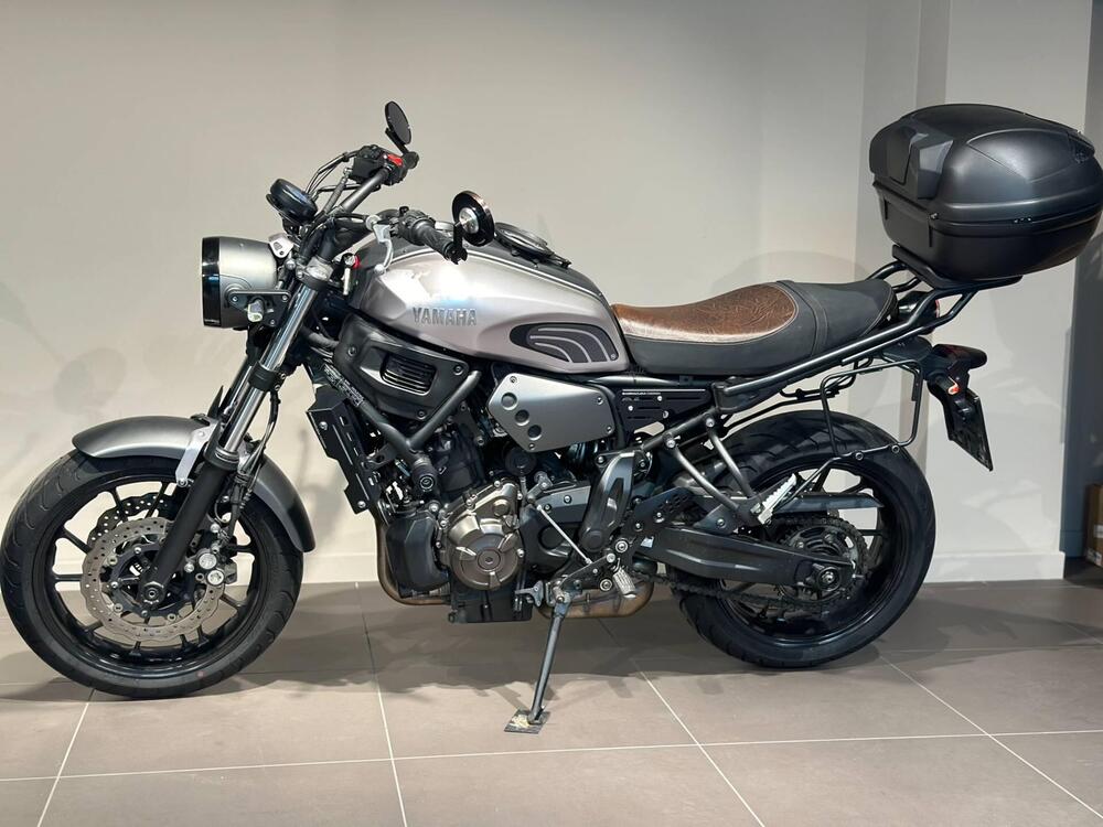 Yamaha XSR 700 ABS (2016 - 20) (2)