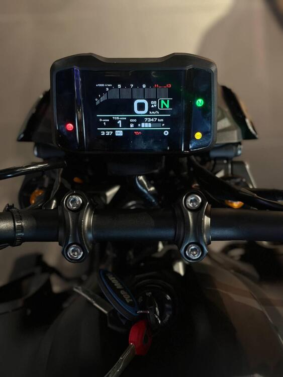 Yamaha MT-09 SP (2021 - 23) (4)