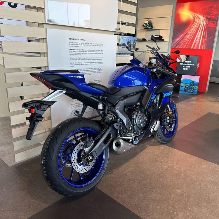 Yamaha YZF R7 (2021 - 24) (3)