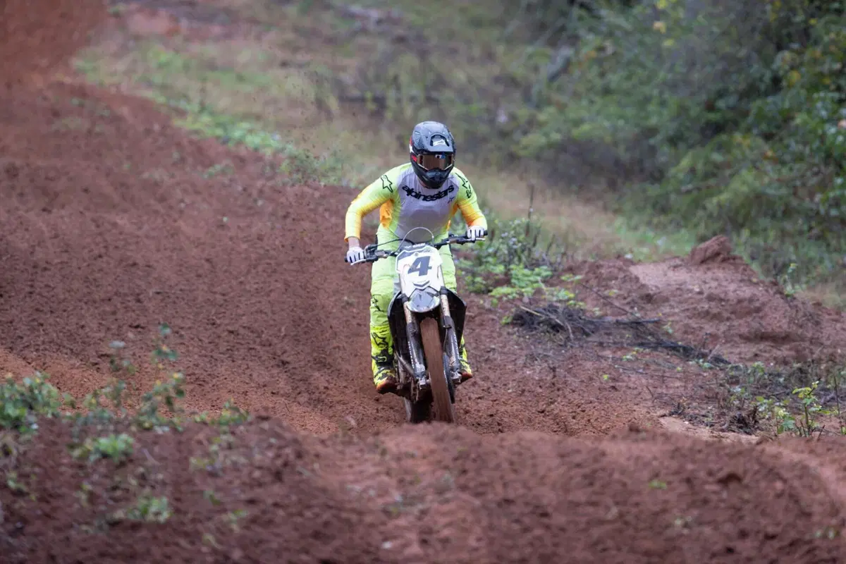 TEST: La nuova Triumph TF 450-RC. Sviluppata da Carmichael, ci ha stupito per il suo motore