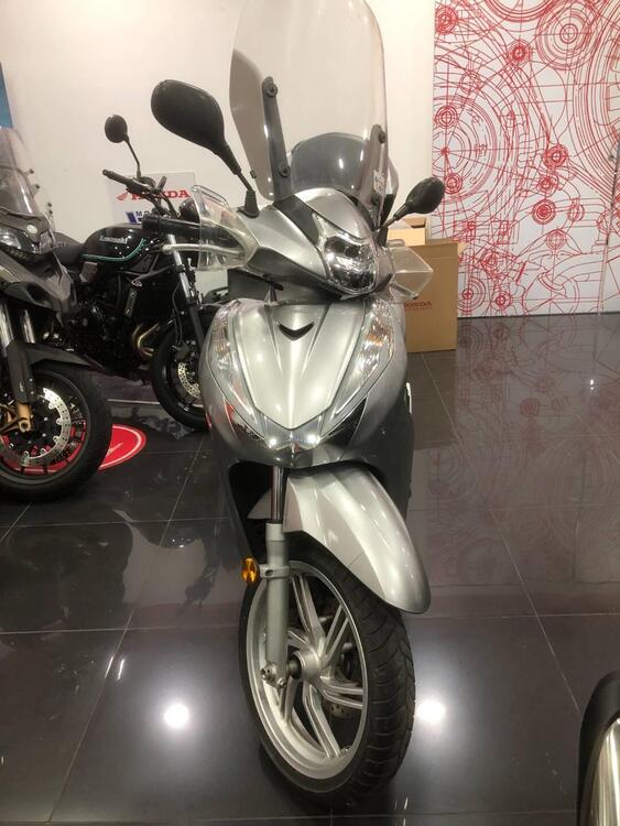 Honda SH 300 i ABS (2016 - 20) (2)