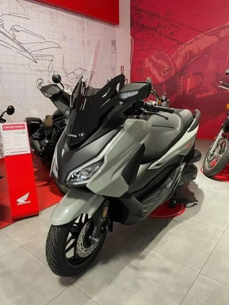 Honda Forza 350 (2025 - 26) (2)