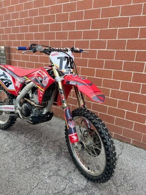 Honda CRF 250 R (2018) (5)