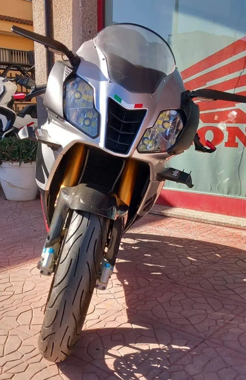 Aprilia RSV 1000 (2003 - 04) (6)