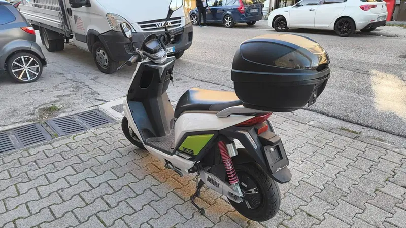 Lifan E3 (2018 - 26) (2)