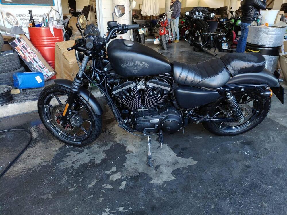 Harley-Davidson 883 Iron (2014 - 16) - XL 883N (2)