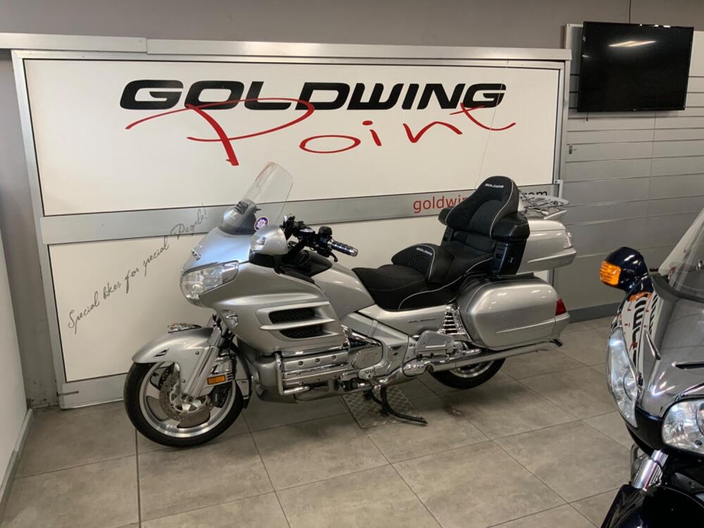 Honda GL 1800 Gold Wing (2007 - 11) (3)