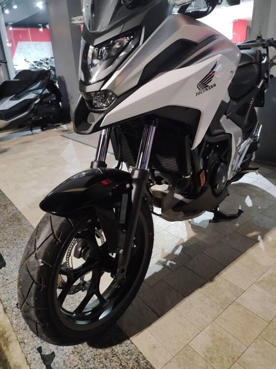 Honda NC 750 X DCT (2021 - 24) (3)