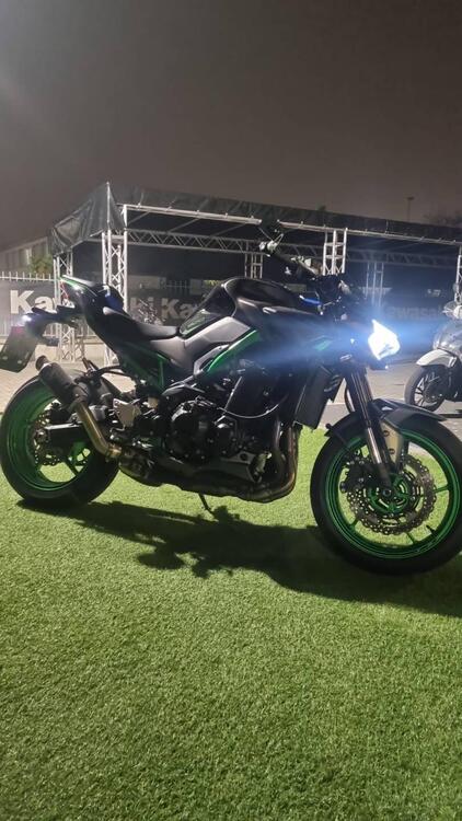 Kawasaki Z 900 (2021 - 24) (5)