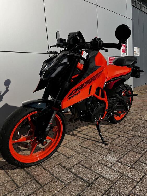 KTM 390 Duke (2024) (2)