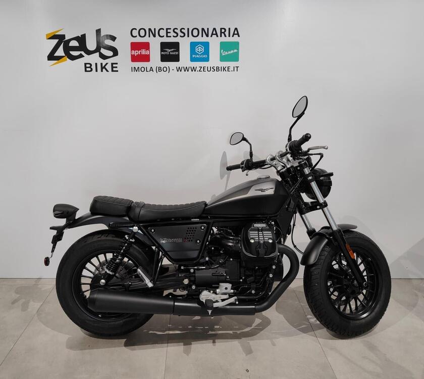 Moto Guzzi V9 Bobber (2021 - 24)