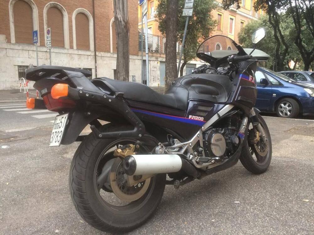 Yamaha FJ1200 (3)