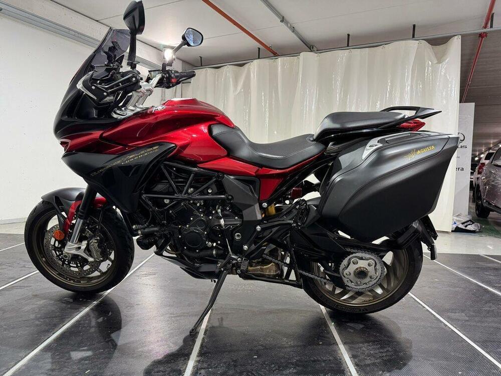 MV Agusta Turismo Veloce 800 Lusso SCS (2017 - 20) (4)