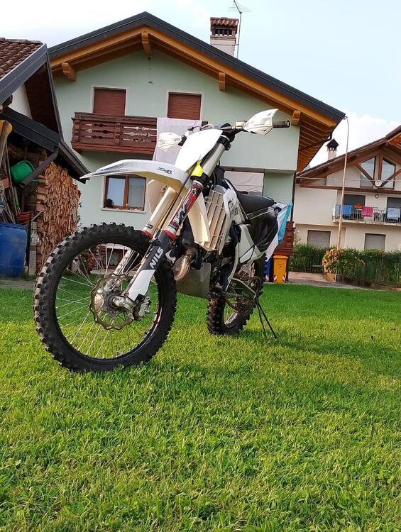 Husqvarna TC 125 (2022) (4)