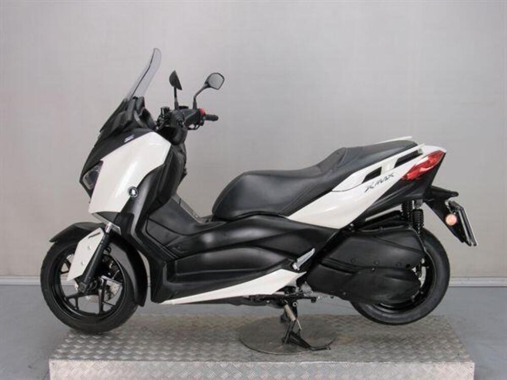 Yamaha X-Max 300 ABS (2017 - 20) (4)