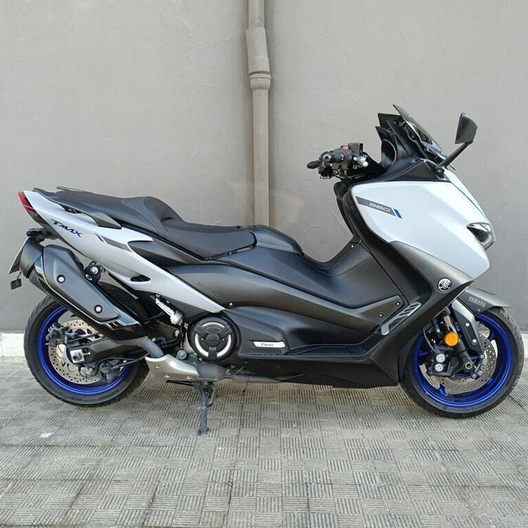 Yamaha T-Max 560 (2020 - 21)