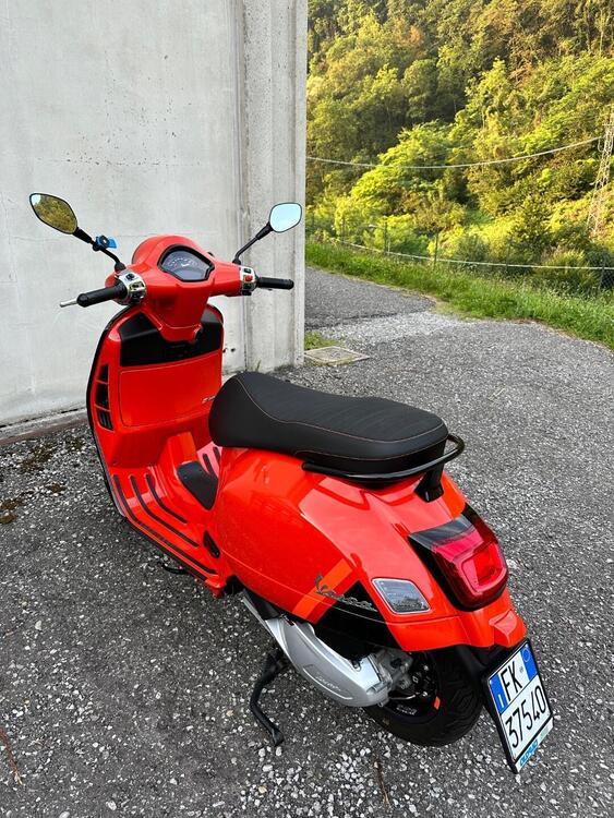 Vespa GTS 300 Super Hpe (2021 - 22) (5)