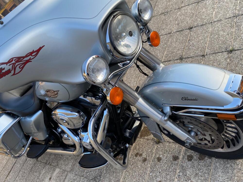 Harley-Davidson 1690 Electra Glide Classic (2010 - 12) - FLHTC (5)