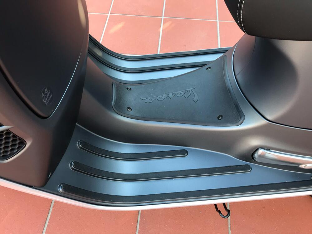 Vespa GTS 300 Super Sport Hpe (2021 - 22) (5)