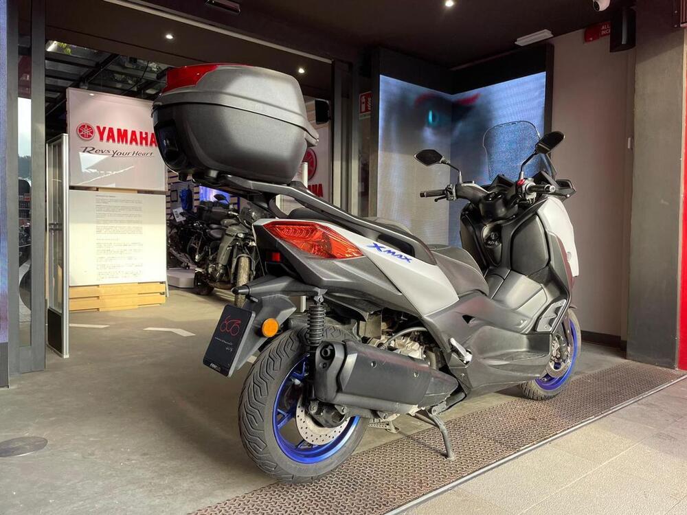 Yamaha X-Max 300 (2021 - 24) (3)