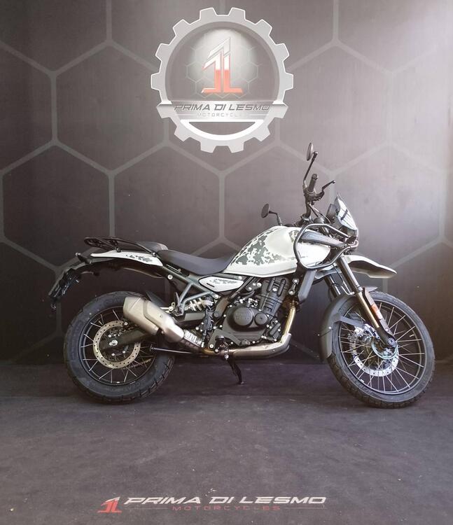 Royal Enfield Himalayan 450 (2024)