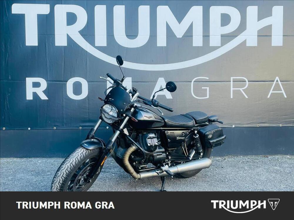 Moto Guzzi V9 Bobber (2021 - 24) (3)