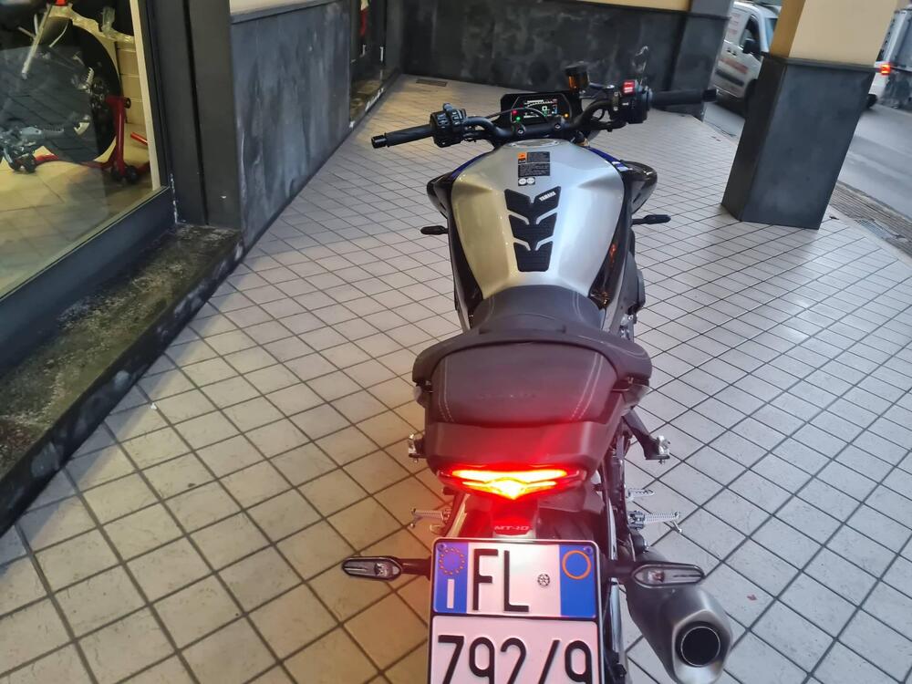 Yamaha MT-10 SP (2022 - 24) (4)