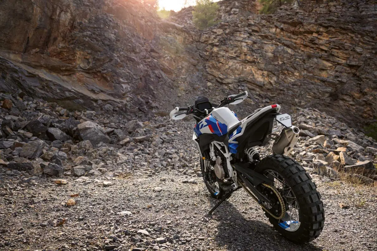 BMW svela a Eicma Concept F 450 GS [VIDEO e GALLERY] (6)