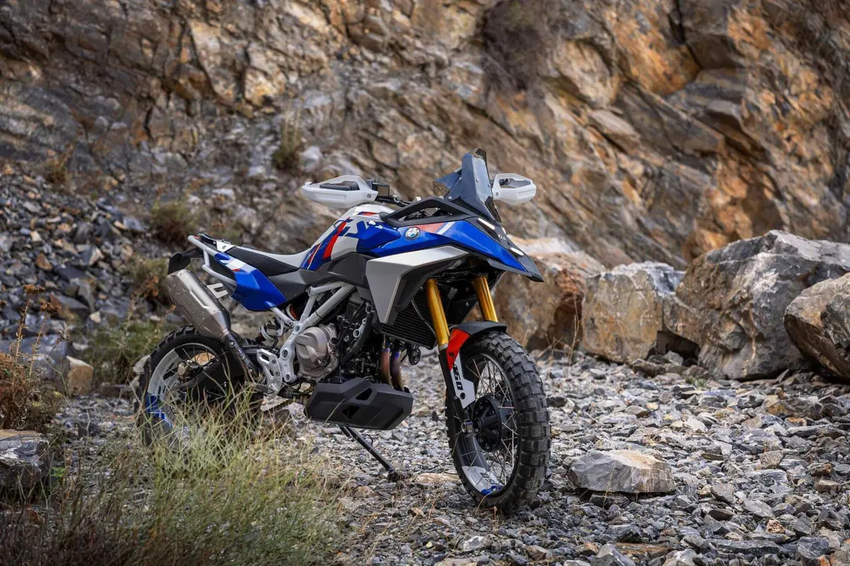 BMW svela a Eicma Concept F 450 GS [VIDEO e GALLERY] (9)