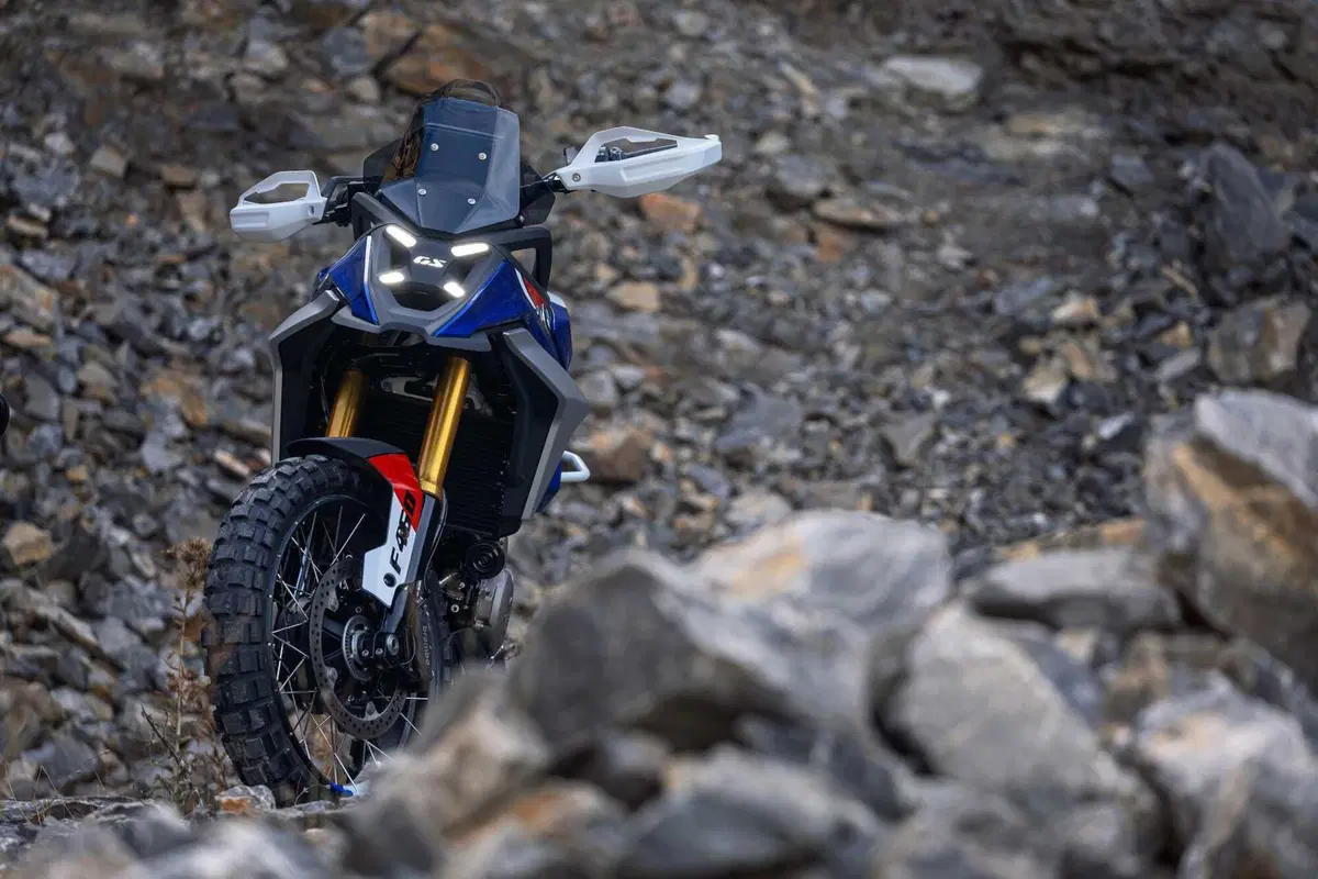 BMW svela a Eicma Concept F 450 GS [VIDEO e GALLERY] (13)