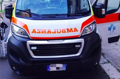 Incidente sulla sopraelevata di Valmaura a Trieste: scooter contromano contro camioncino