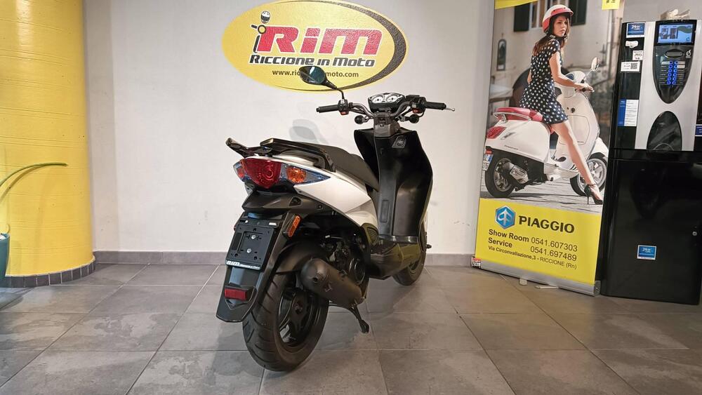 Kymco Agility 50 RS naked (2010 - 20) (4)