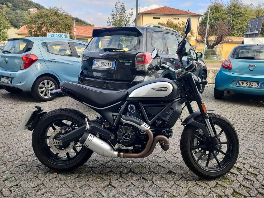 Ducati Scrambler 800 Icon Dark (2021 - 22) (4)