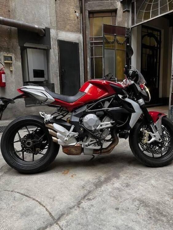 MV Agusta Brutale 800 (2012 - 15) (3)