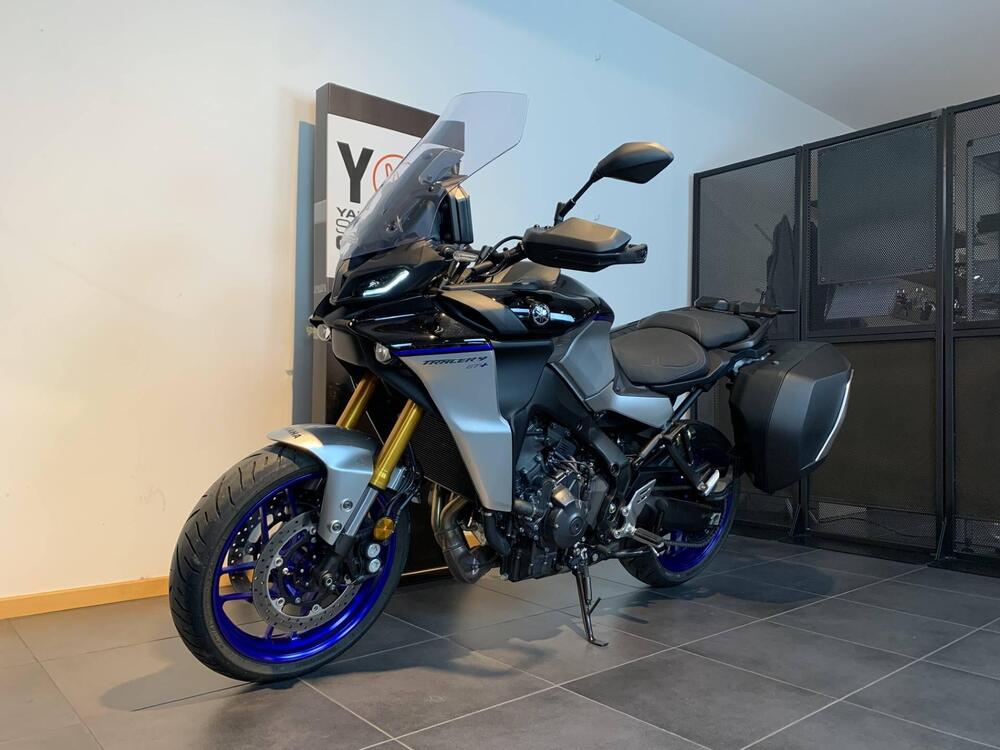 Yamaha Tracer 9 GT+ (2023 - 24) (2)