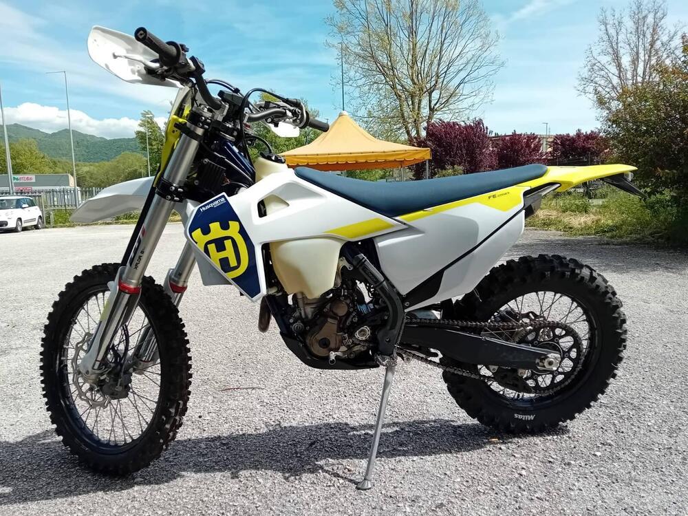 Husqvarna FE 250 (2023) (2)