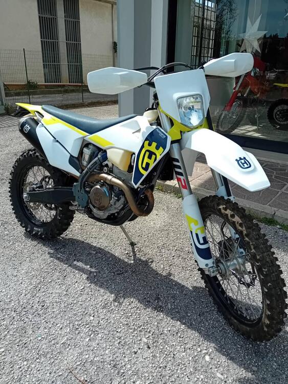 Husqvarna FE 250 (2023) (3)