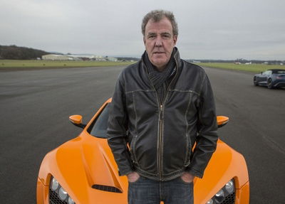 Jeremy Clarkson, (contadino) scende in piazza per protestare 