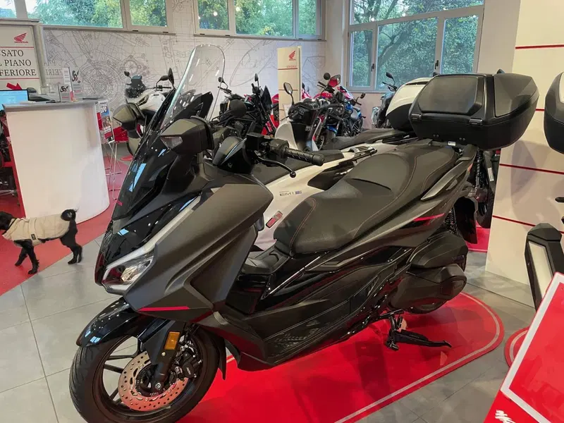 Honda Forza 350 (2025 - 26)