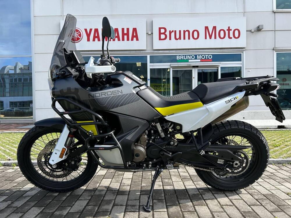 Husqvarna Norden 901 (2022 - 24) (2)