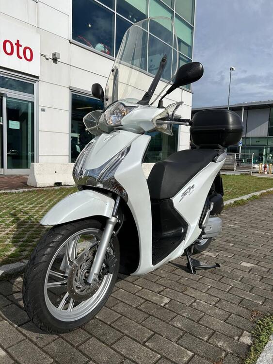 Honda SH 150 i ABS (2013 - 16) (3)