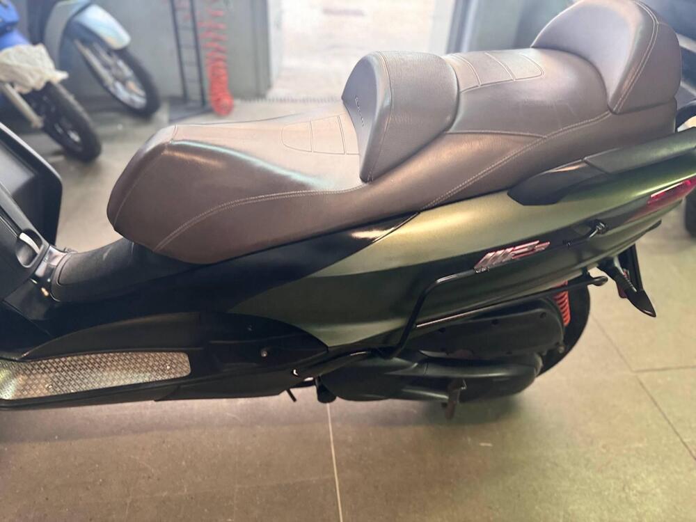 Piaggio Mp3 350 ie ABS (2018 - 19) (3)