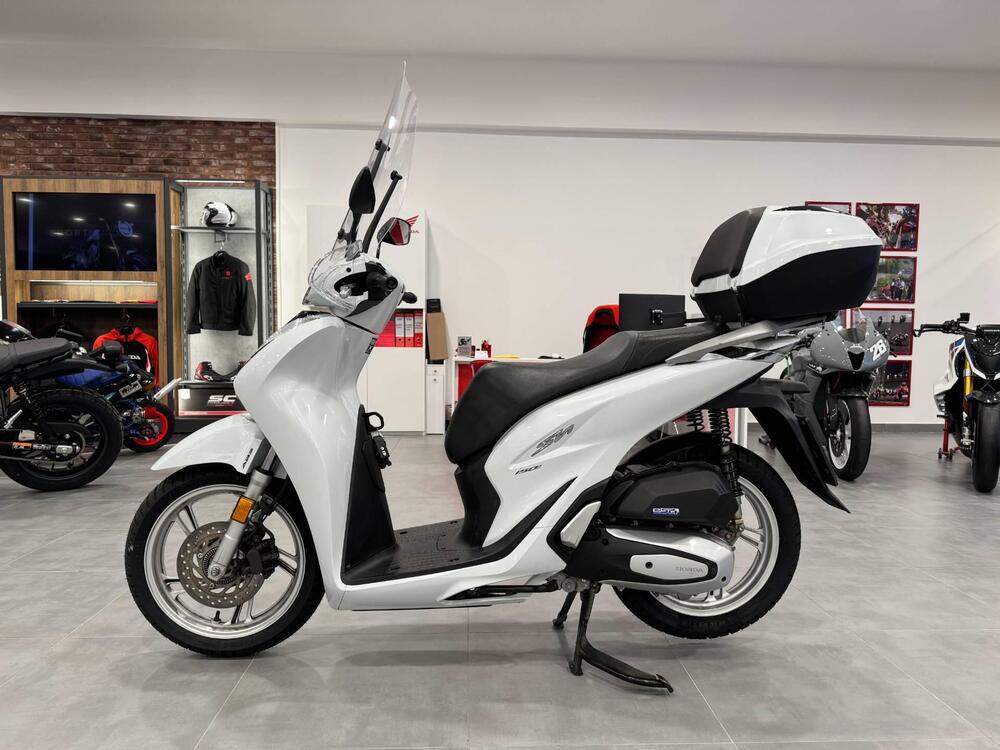 Honda SH 150i (2020 - 24) (3)