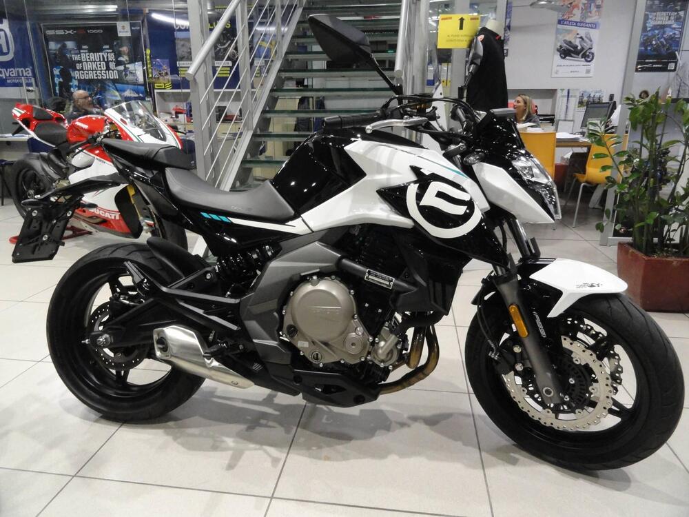 CFMOTO 650NK (2021 - 24)