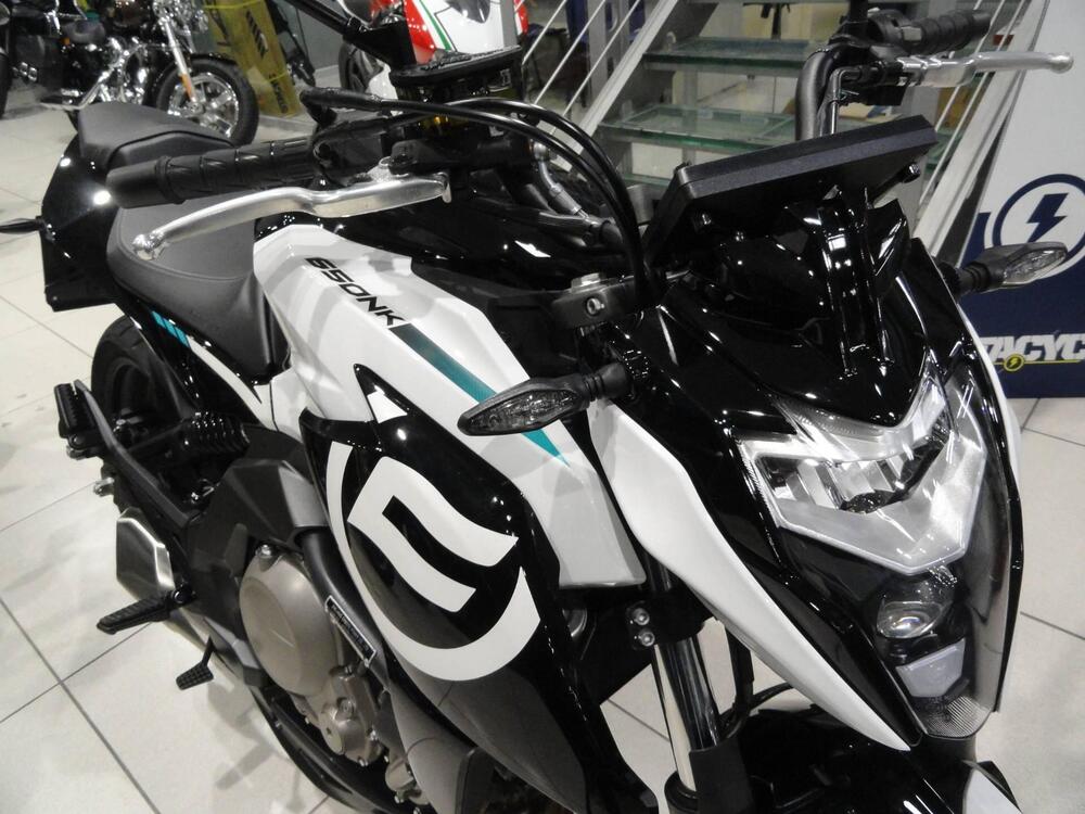 CFMOTO 650NK (2021 - 24) (3)