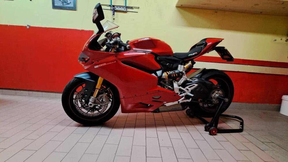 Ducati 1299 Panigale S (2015 - 18) (2)